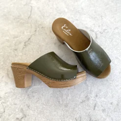 Calou Stockholm Sale/archive^Frida Clog Patent Green