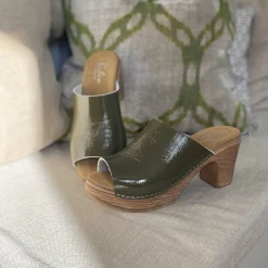 Calou Stockholm Sale/archive^Frida Clog Patent Green