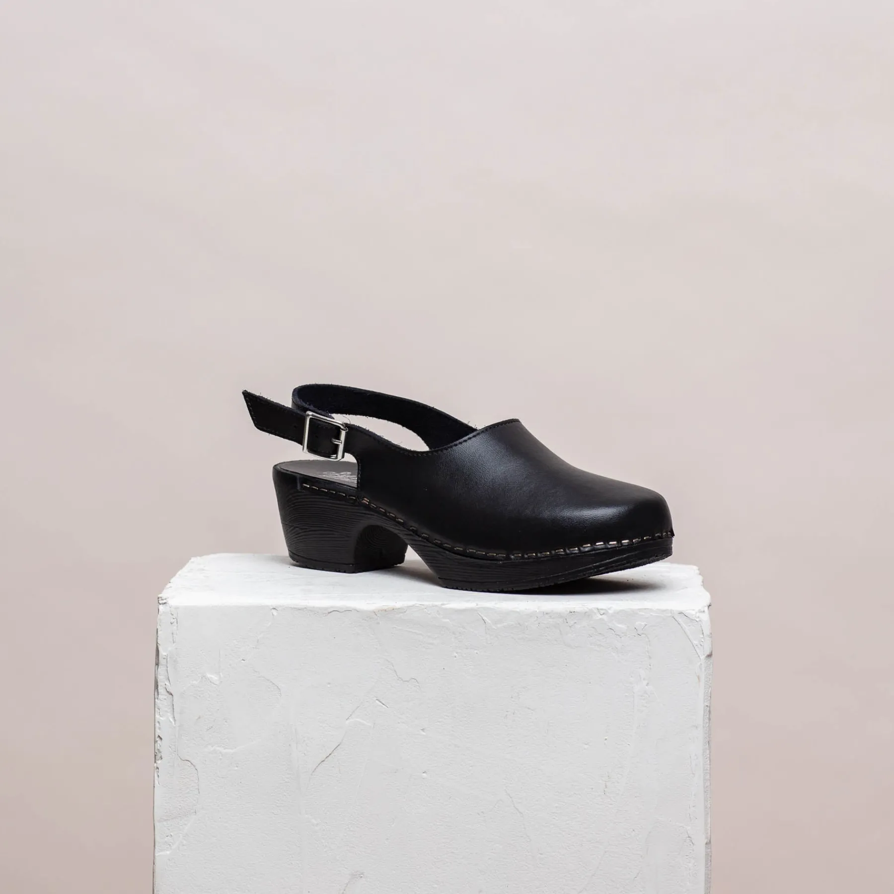 Calou Stockholm Low Heel Soft Clogs^Lilja