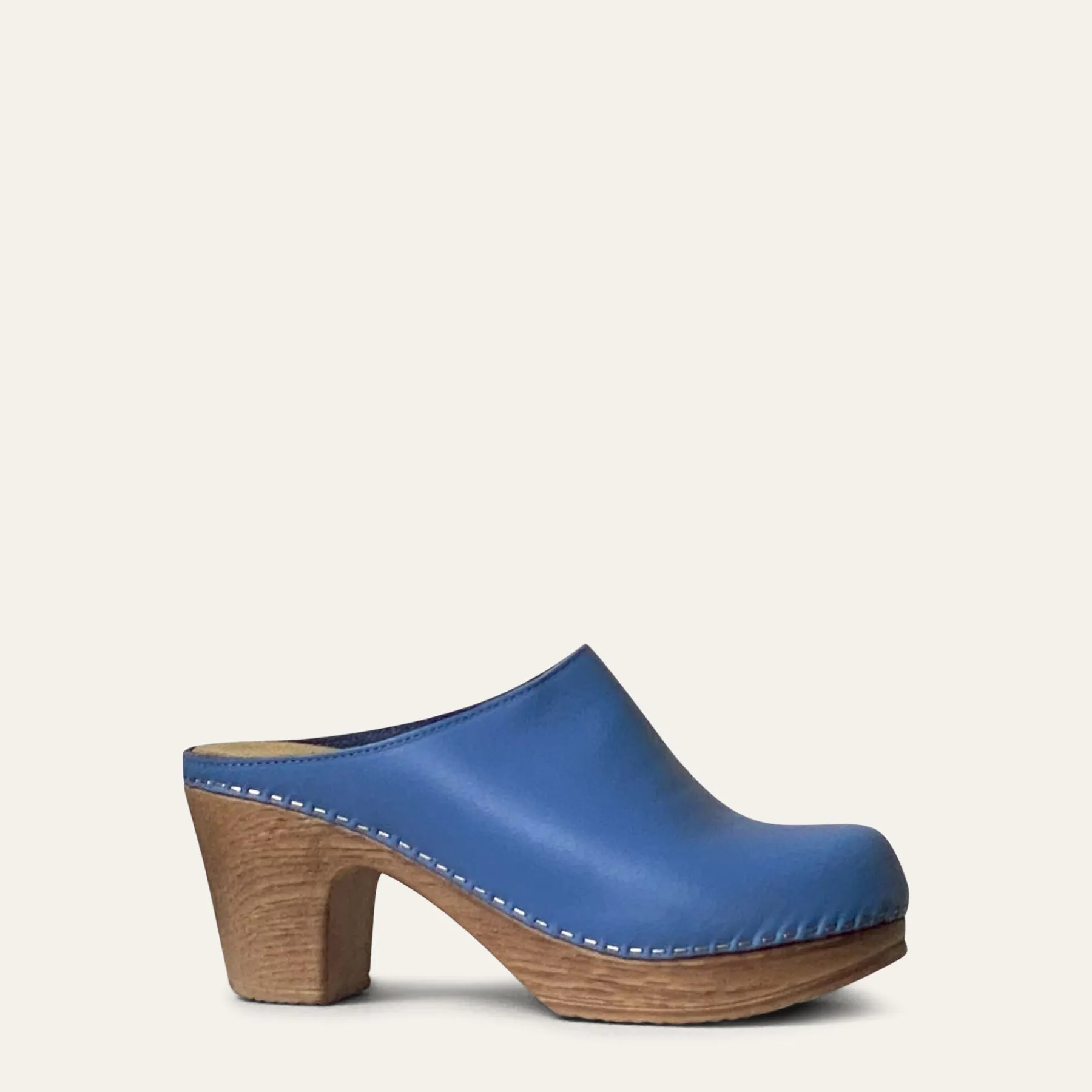 Calou Stockholm Sale/archive^Lisa