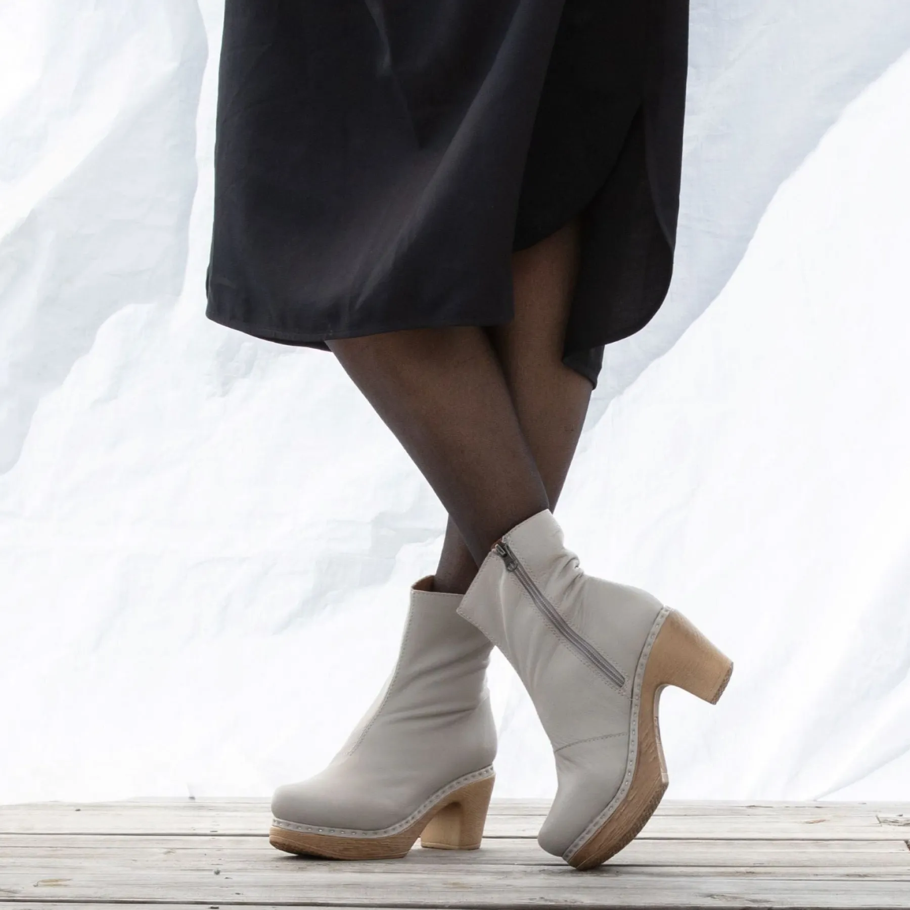 Calou Stockholm Sale/archive^Molly Pearl