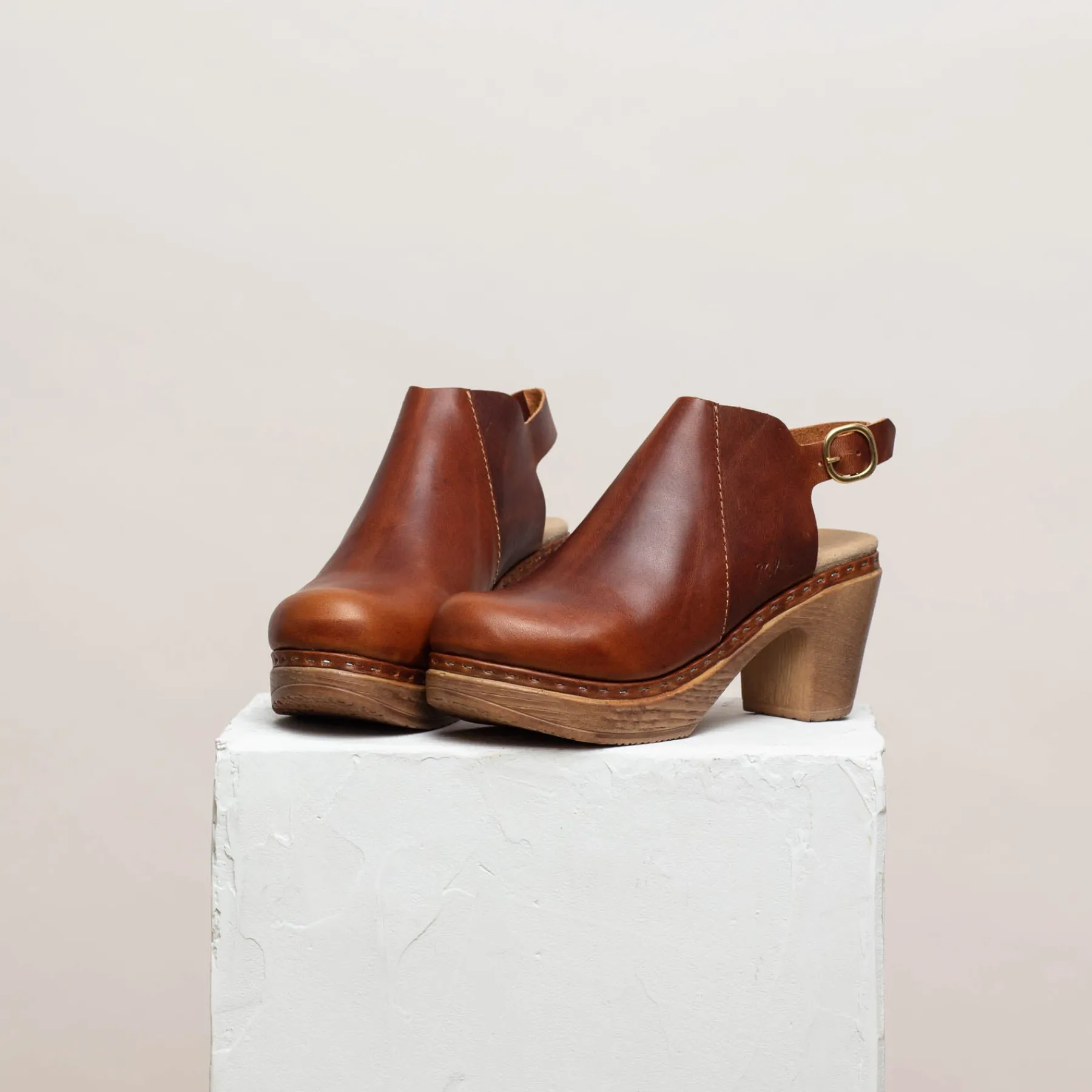 Calou Stockholm High Heel Soft Clogs^Tyra